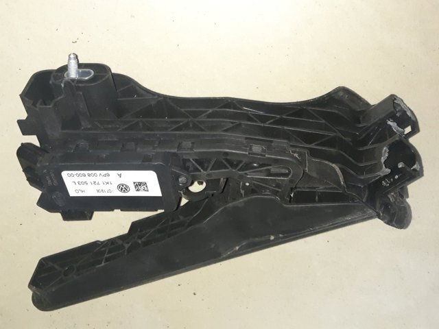 Педали газа Skoda Octavia 2 A5