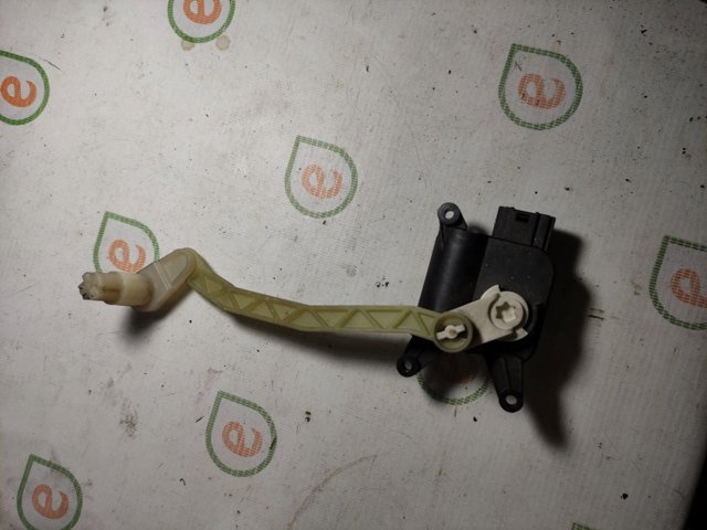 Мотор заслонки печки 1K1907511C VAG