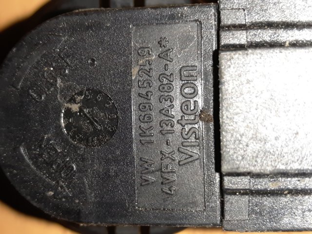 VAG 1K6945259 Цоколь (патрон) заднего фонаря в наличии Сумы