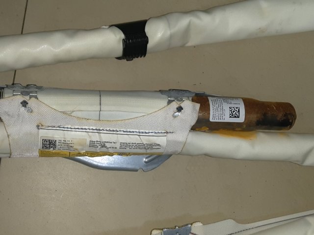 1K9880742F VAG Шторка боковая, правая купить в Запорожье