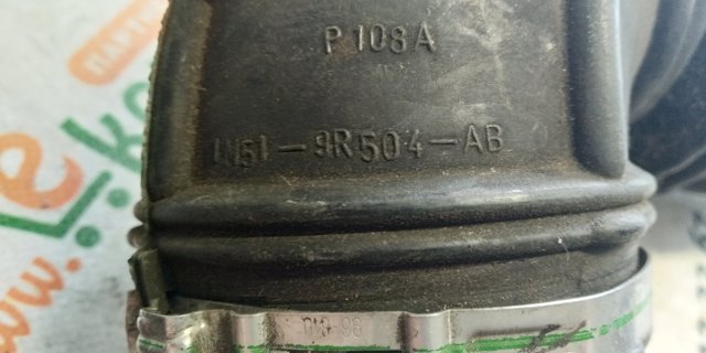 FORD 1M519R504AB Патрубок воздушный, расходомера воздуха в наличии Чернигов
