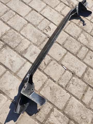 1T0807093B Усилитель переднего бампера купить Киев