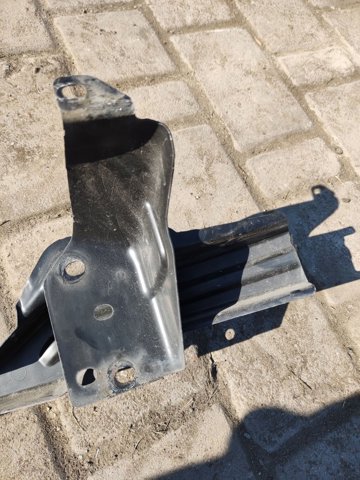 1T0807093B VAG Усилитель бампера переднего купить в Кривой Рог