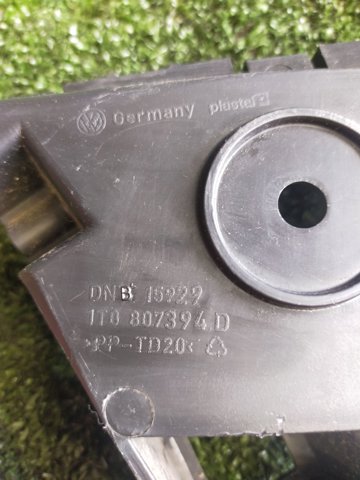 1T0807394D Кронштейн бампера заднего правый купить Каменское