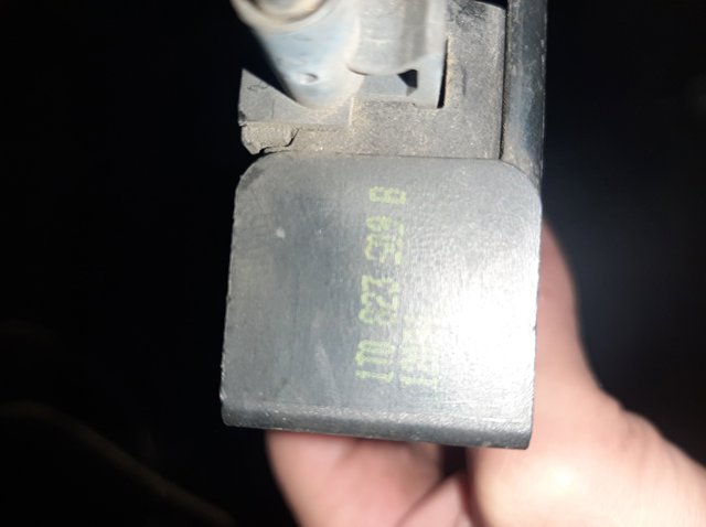 1T0823509B Замок капота купить Кривой Рог