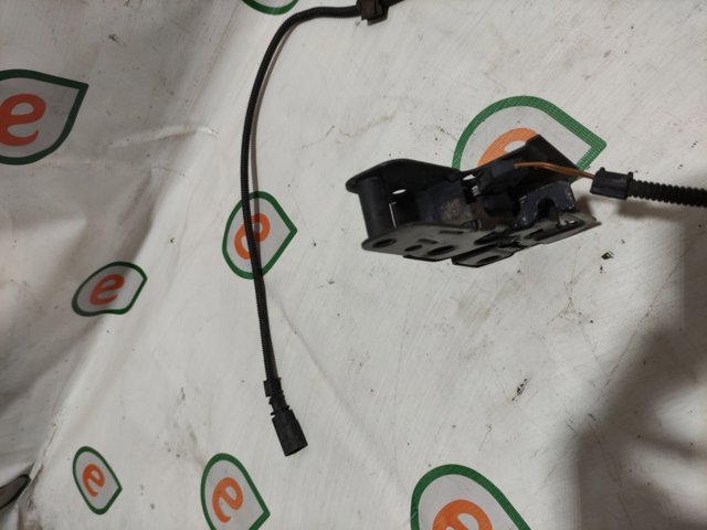 VAG 1T0823509C Замок капота в наличии Одесса