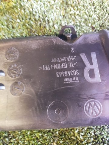 1T0880742F Шторка боковая, правая купить Львов