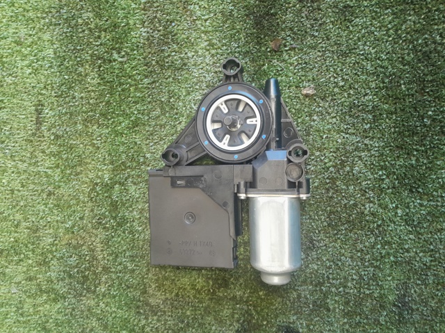 1T0959701 VAG Мотор стеклоподъемника двери передней левой купить в Кривой Рог