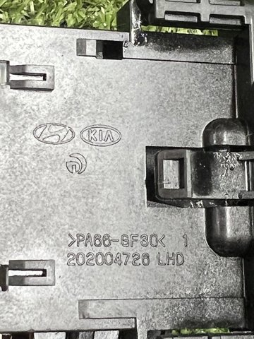 HYUNDAI 202004726 Правый подрулевой переключатель в наличии Чернигов