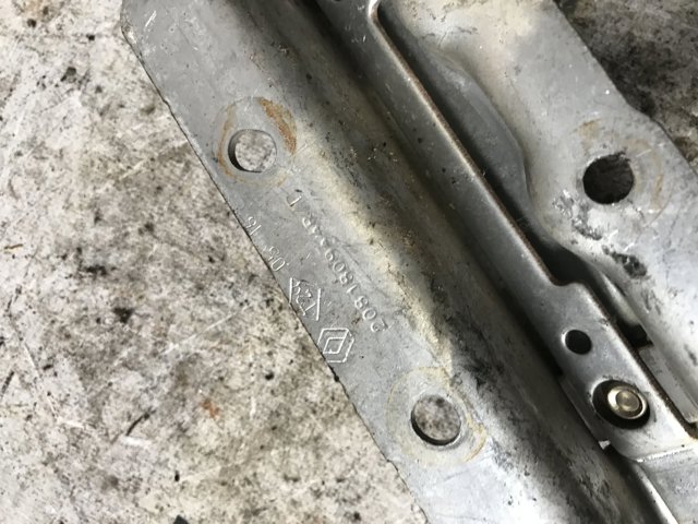 208180944R RENAULT купить в Львов