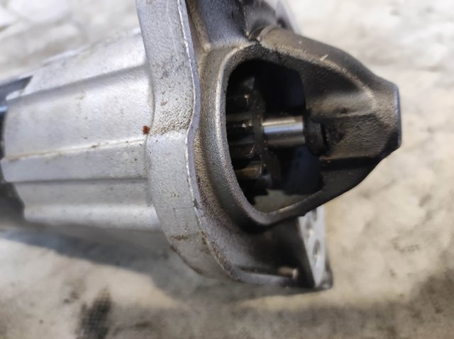 233006780R RENAULT Стартер купить в Львов