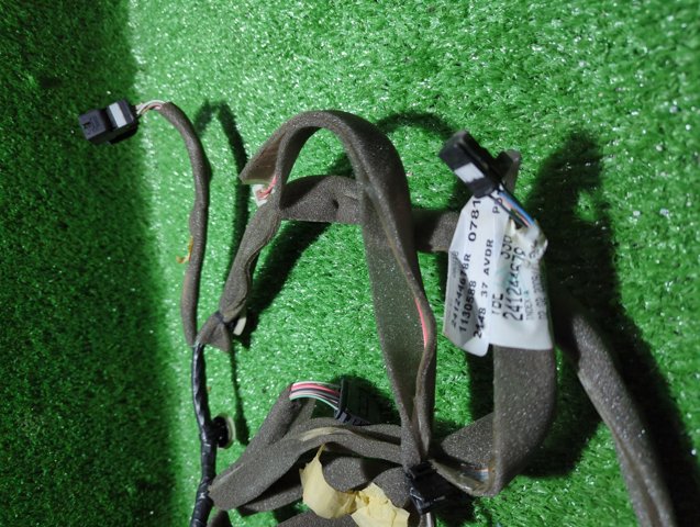 241244678R RENAULT купить в Запорожье
