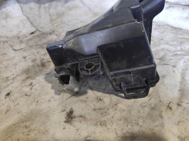 243809584R RENAULT Корпус блока предохранителей купить в Киев