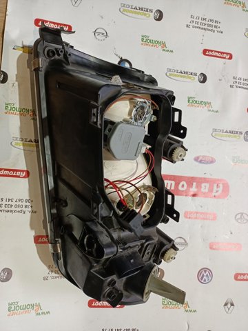 VAG 246366 Правая фара в наличии Каменское