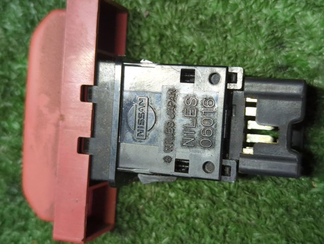 252908H300 NISSAN Кнопка аварийки купить в Хмельницкий