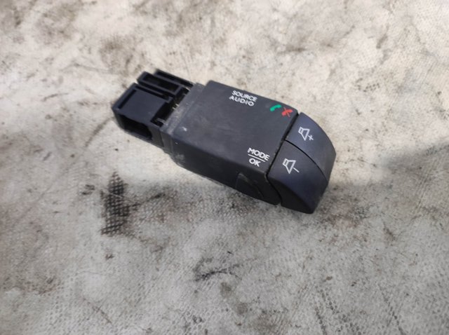 255522448R RENAULT Многофункциональный джойстик управления купить в Львов