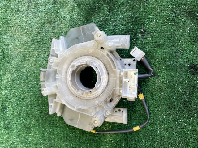 255608H705 NISSAN купить в Николаев