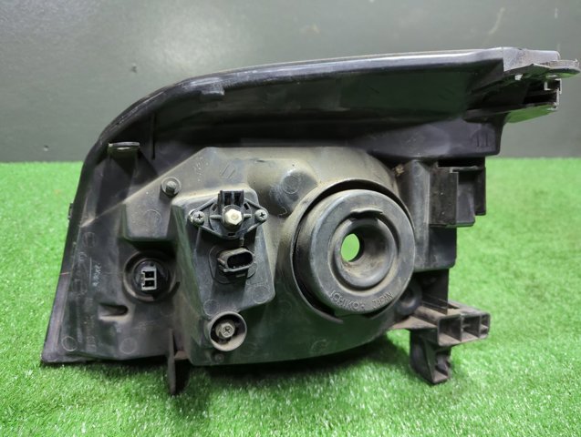 NISSAN 260108H925 Фара правая в наличии Павлоград