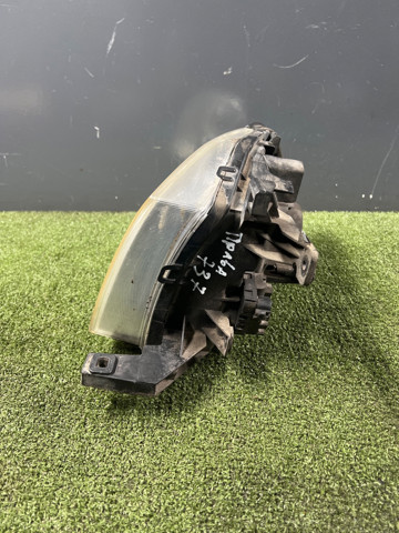 26010VK426 NISSAN Фара правая купить в Каменское
