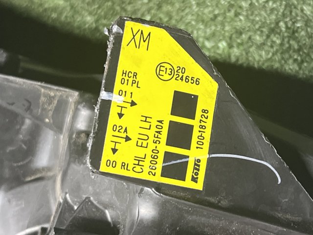 NISSAN 260605FA0A Левая фара в наличии Днепр