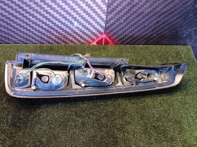 Задний левый стоп 26555EQ00A NISSAN