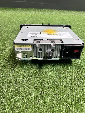 281150743R RENAULT Магнитола (радио AM/FM) купить в Тернополь