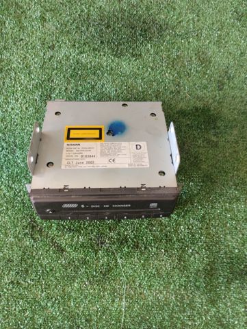 281844M500 NISSAN Магнитола (радио AM/FM) купить в Львов