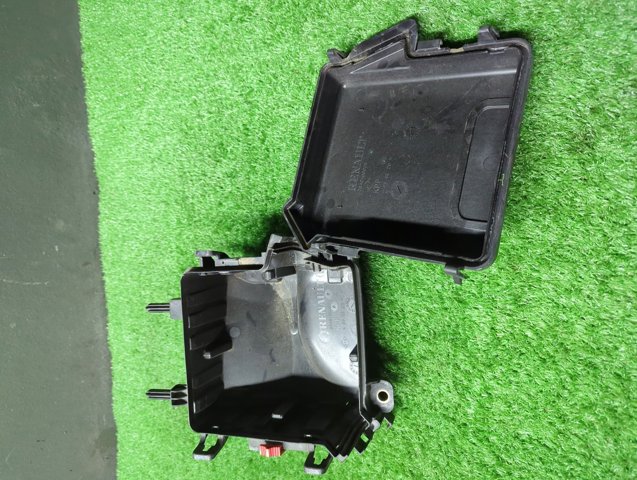 284B10002R RENAULT Корпус блока предохранителей купить в Чернигов
