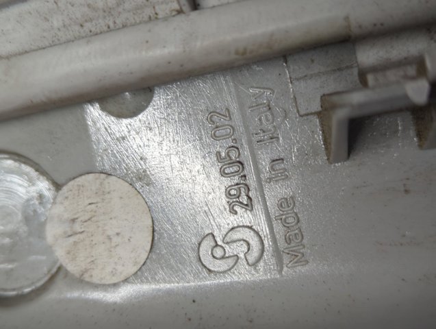 Правый стоп-сигнал 29058010 OPEL