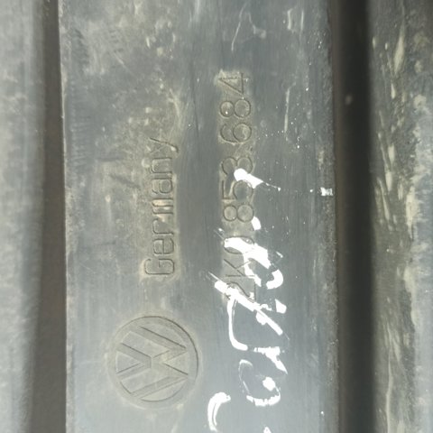 Заглушка ПТФ бампера переднего правая 2K0853684 VAG