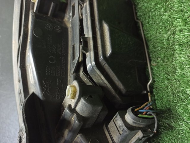 2M5113W029BE FORD Фара правая купить в Кривой Рог
