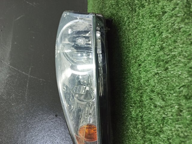 FORD 2M5113W030BE Фара левая в наличии Черновцы