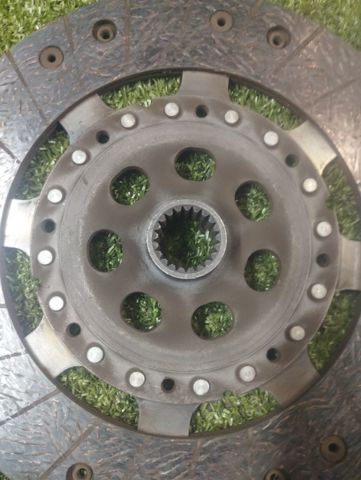 RENAULT 302057505R Комплект сцепления в наличии Тернополь