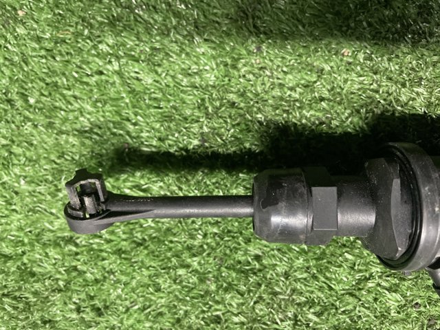 30610JG00A NISSAN Цилиндр сцепления главный купить в Харьков