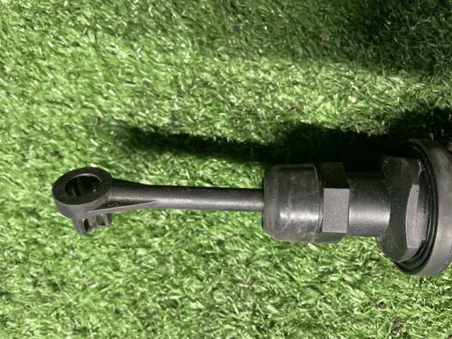 30610JG00A NISSAN Цилиндр сцепления главный купить в Каменское
