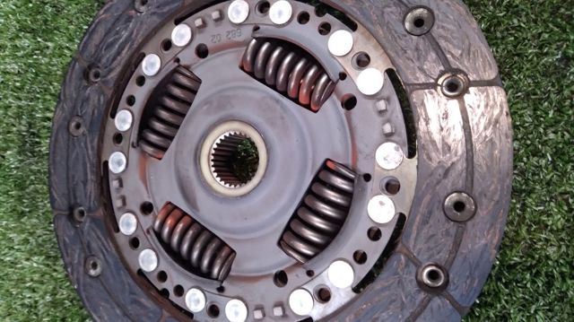 320033910 VAG Диск сцепления купить в Черновцы