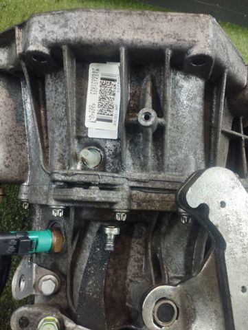Ручная коробка передач 320101KG1B NISSAN