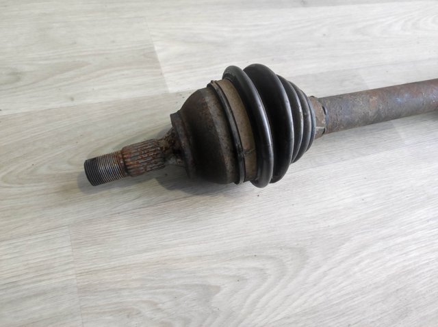 Полуось передняя, правая 3273LP PEUGEOT