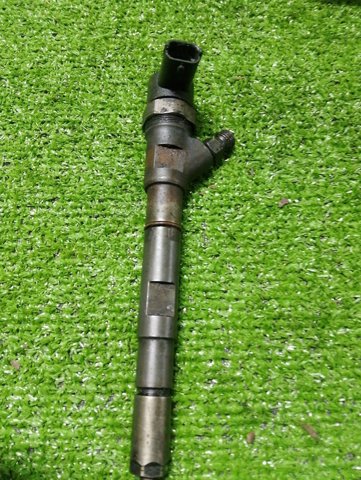 Форсунка дизельная в сборе 338004A000 HYUNDAI