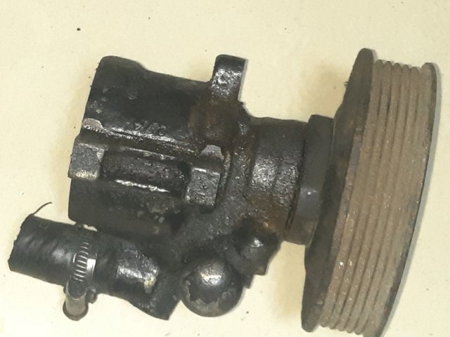 VAG 357422155F Насос гидроусилителя руля (ГУР) в наличии Ровно