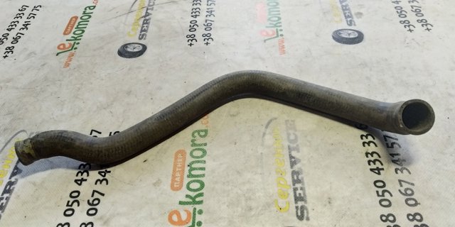 VAG 357819371E Патрубок радиатора печки в наличии Полтава