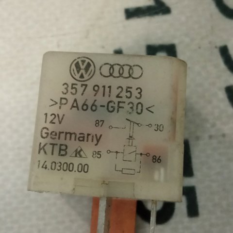Реле свечей накала 357911253 VAG