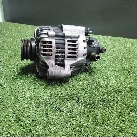 Автомобильный генератор 3730027030 HYUNDAI