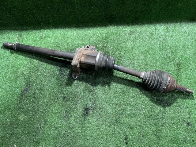 Привод правый 39100JG74B NISSAN