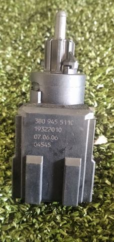 3B0945511C Датчик стоп сигнала купить Павлоград