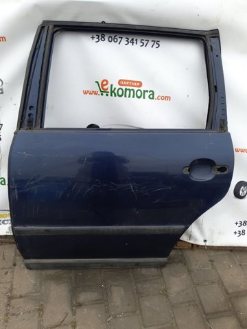 Задняя левая дверь 3B9833051AC VAG