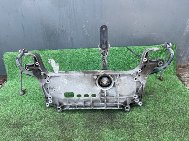 Балка передней подвески Volkswagen Passat B6
