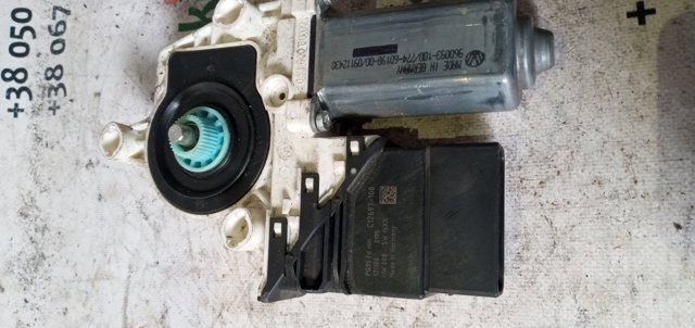 Привод электростеклоподъемника передний 3C0959703B VAG