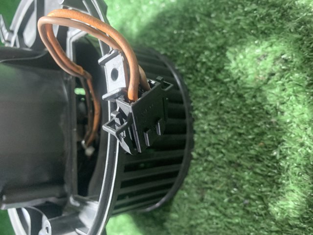 VAG 3C1820015L Мотор вентилятора печки (отопителя салона) в наличии Чернигов