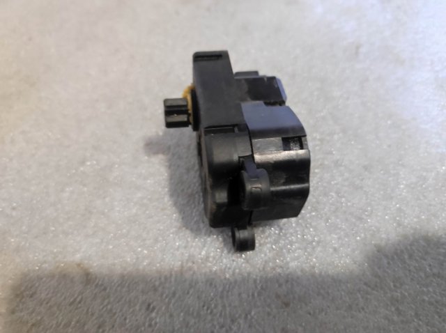 Мотор заслонки печки 3M5H19E616AB FORD